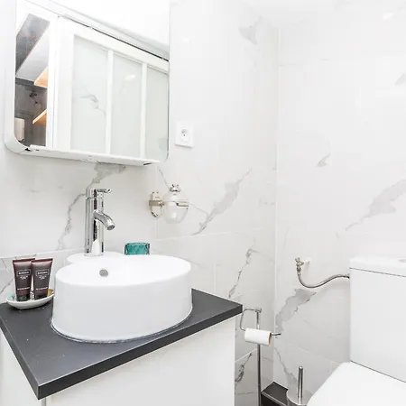 Le Loft Du Marais - Building Renovation Complete